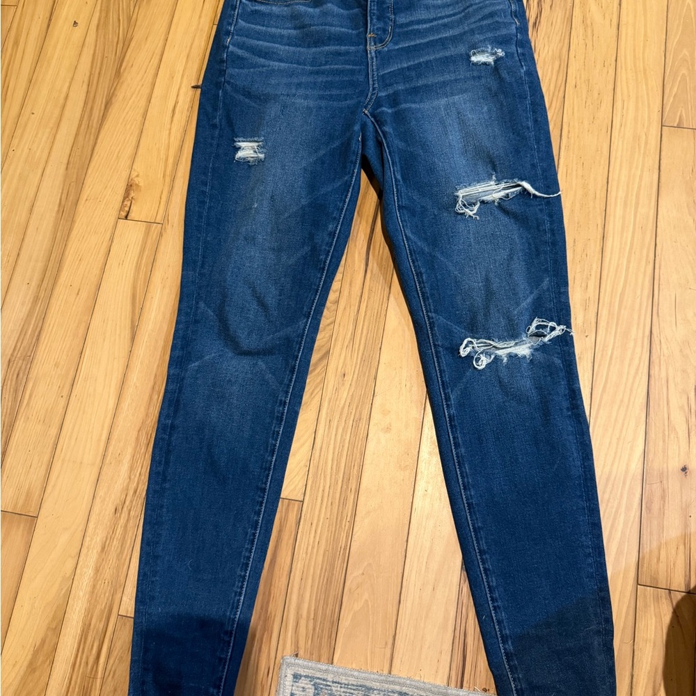 American Eagle Distressed Blue Women's Jeans